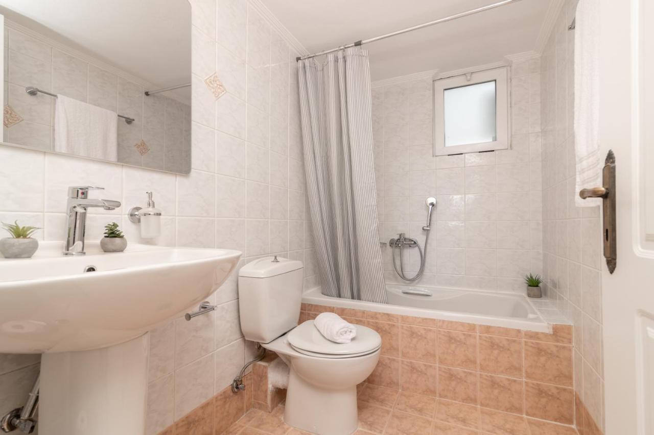 Swan Apartments Plános Zewnętrze zdjęcie